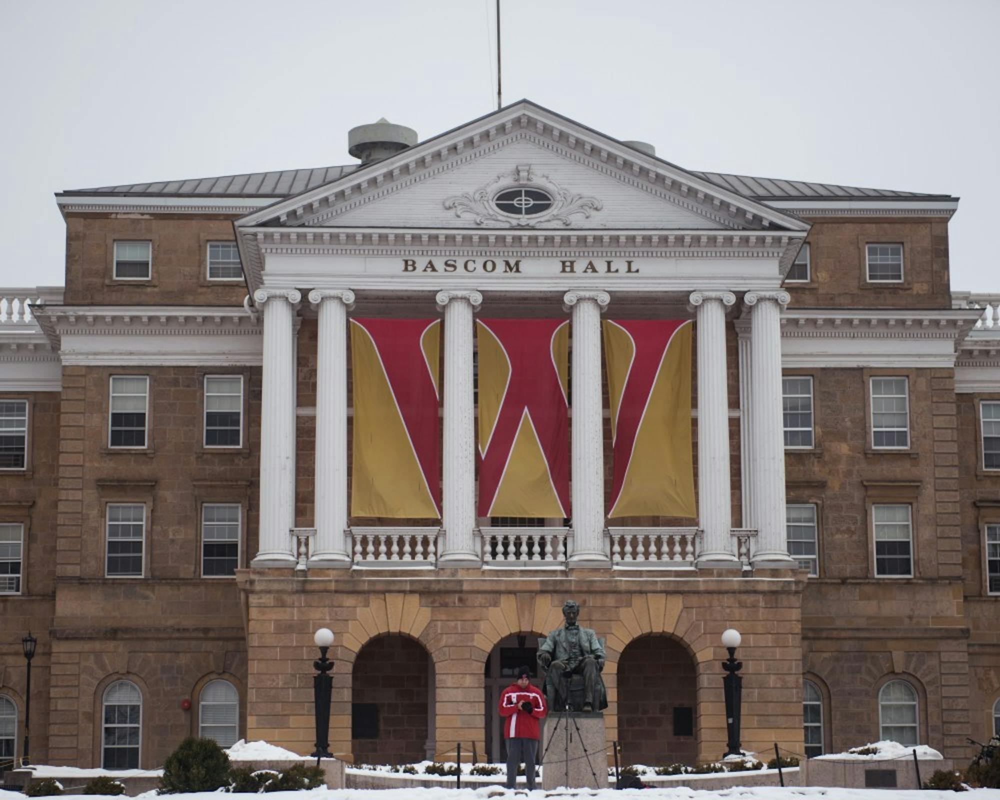 UW-Madison has begun accepting nominees&nbsp;for the 2016 University Staff Recognition Awards.