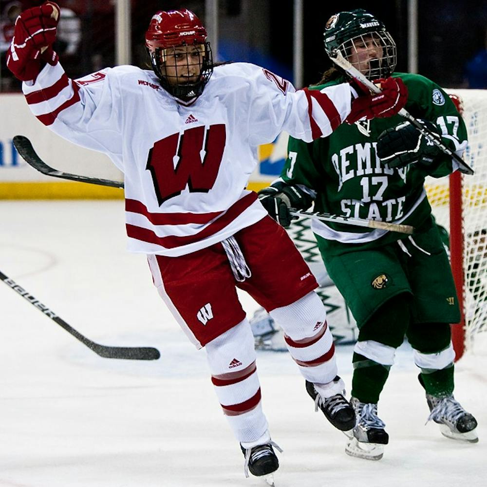 Badgers 4-0 to start season following two-game sweep over Bemidji State at home