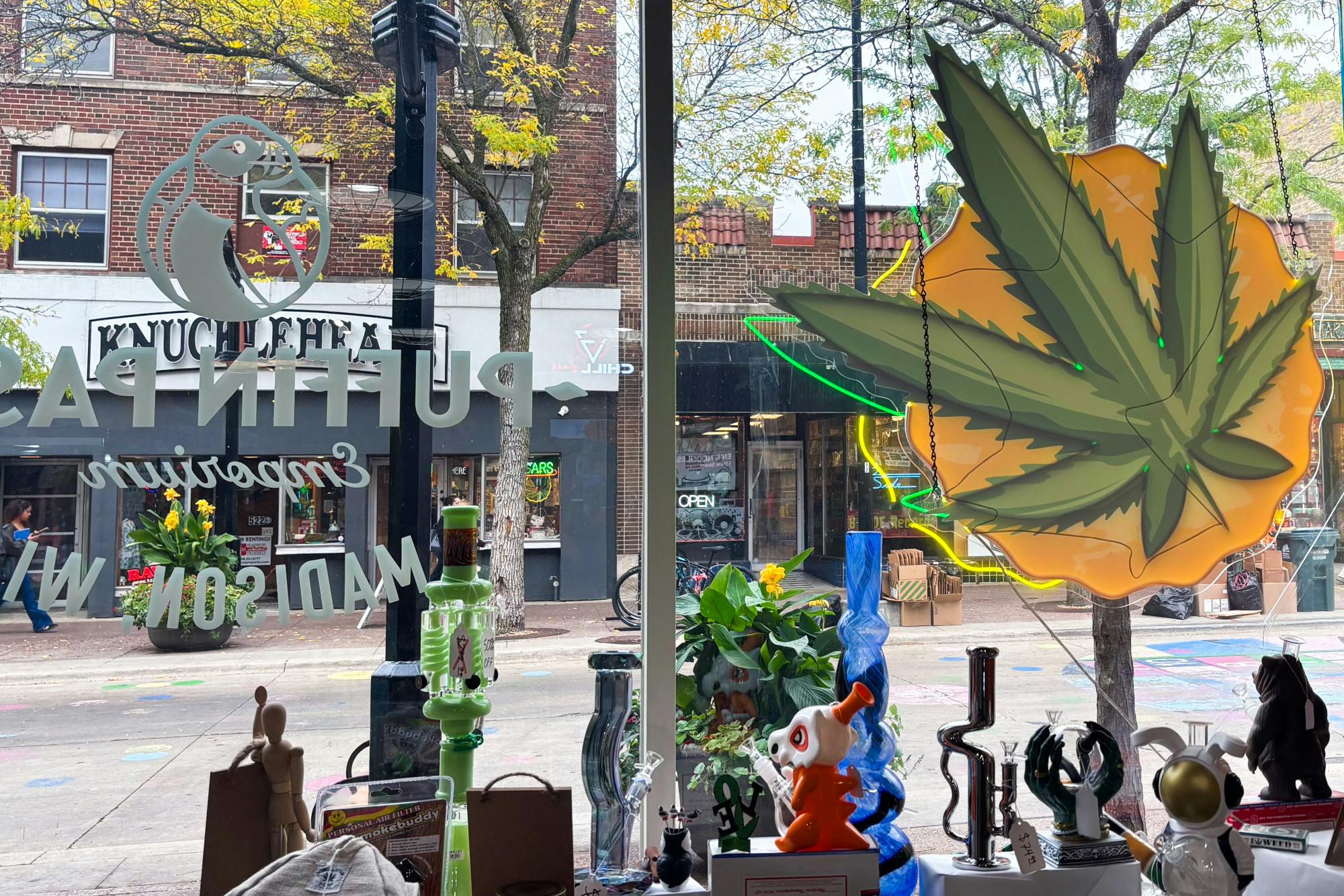 25-10-22_Schneider_Hemp Change.jpg