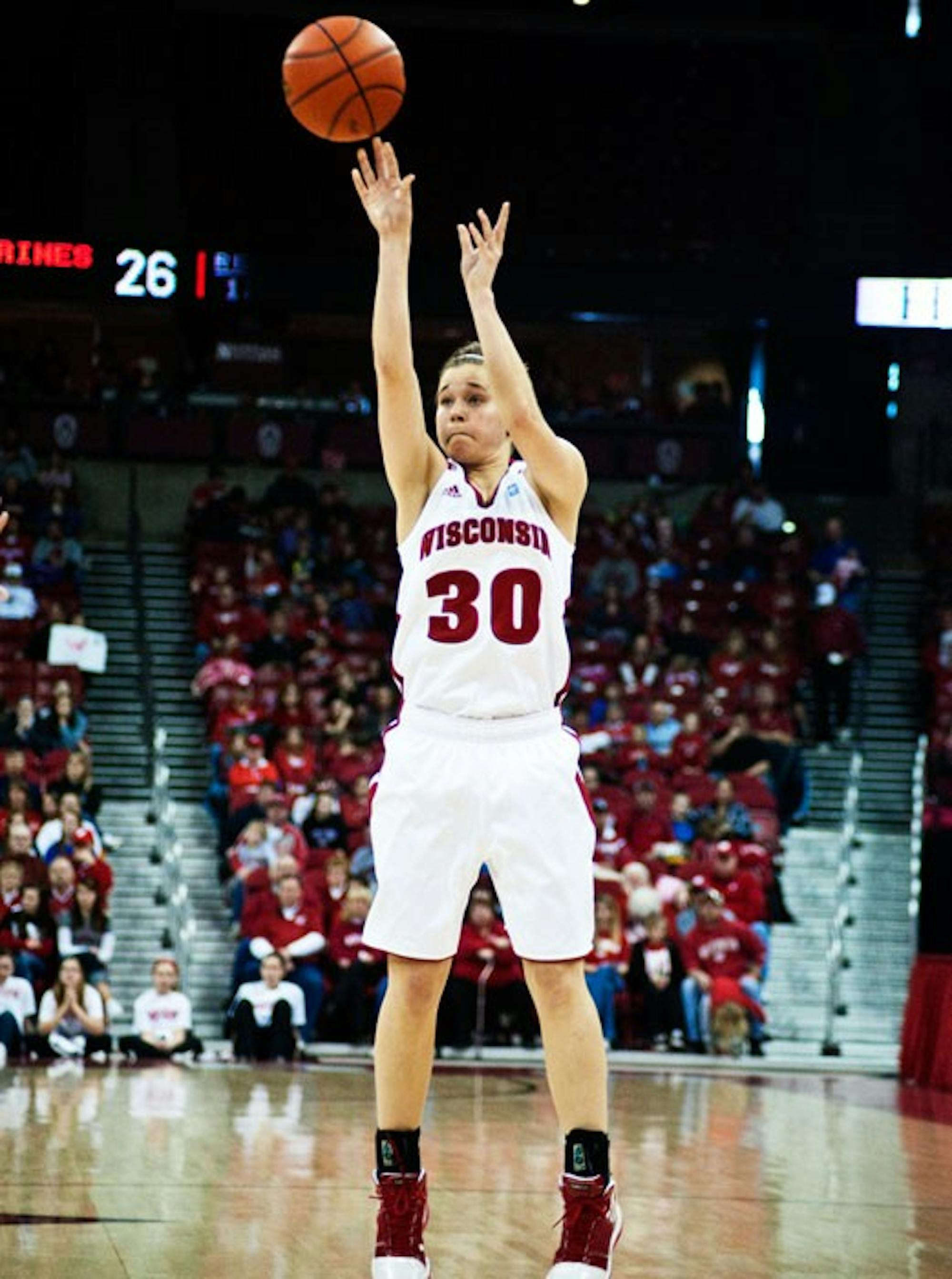 Seniors set to say good-bye as Wisconsin women host Hoosiers