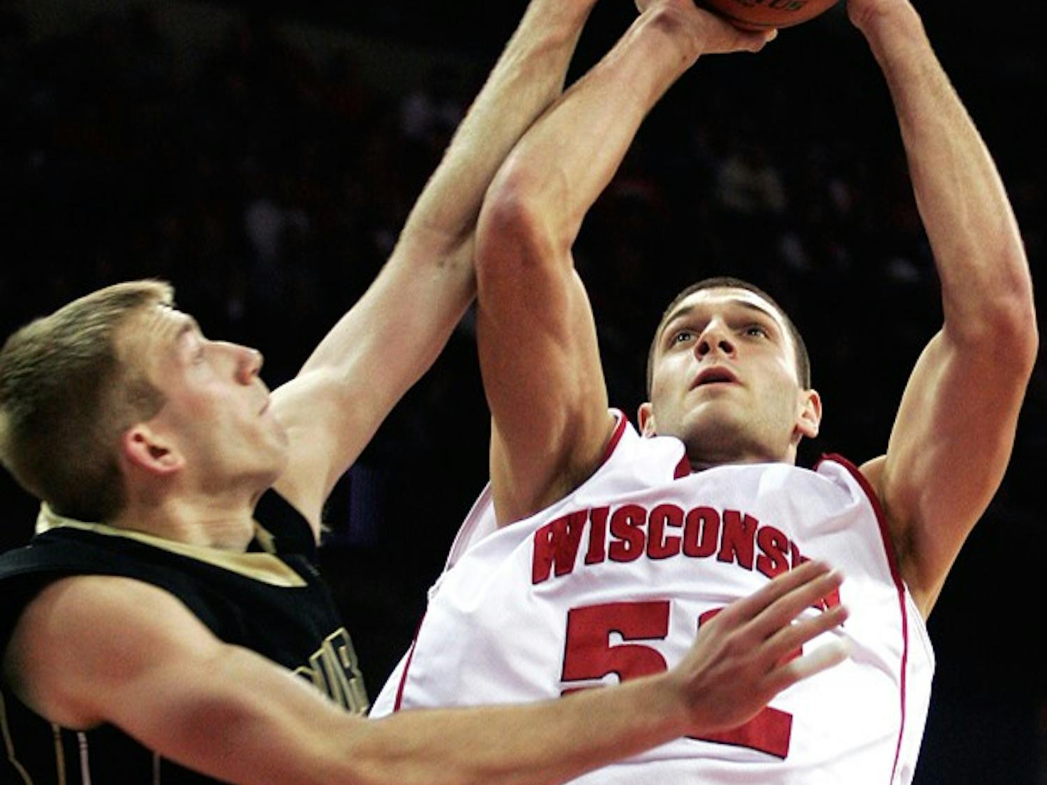 UW looks to continue home court advantage