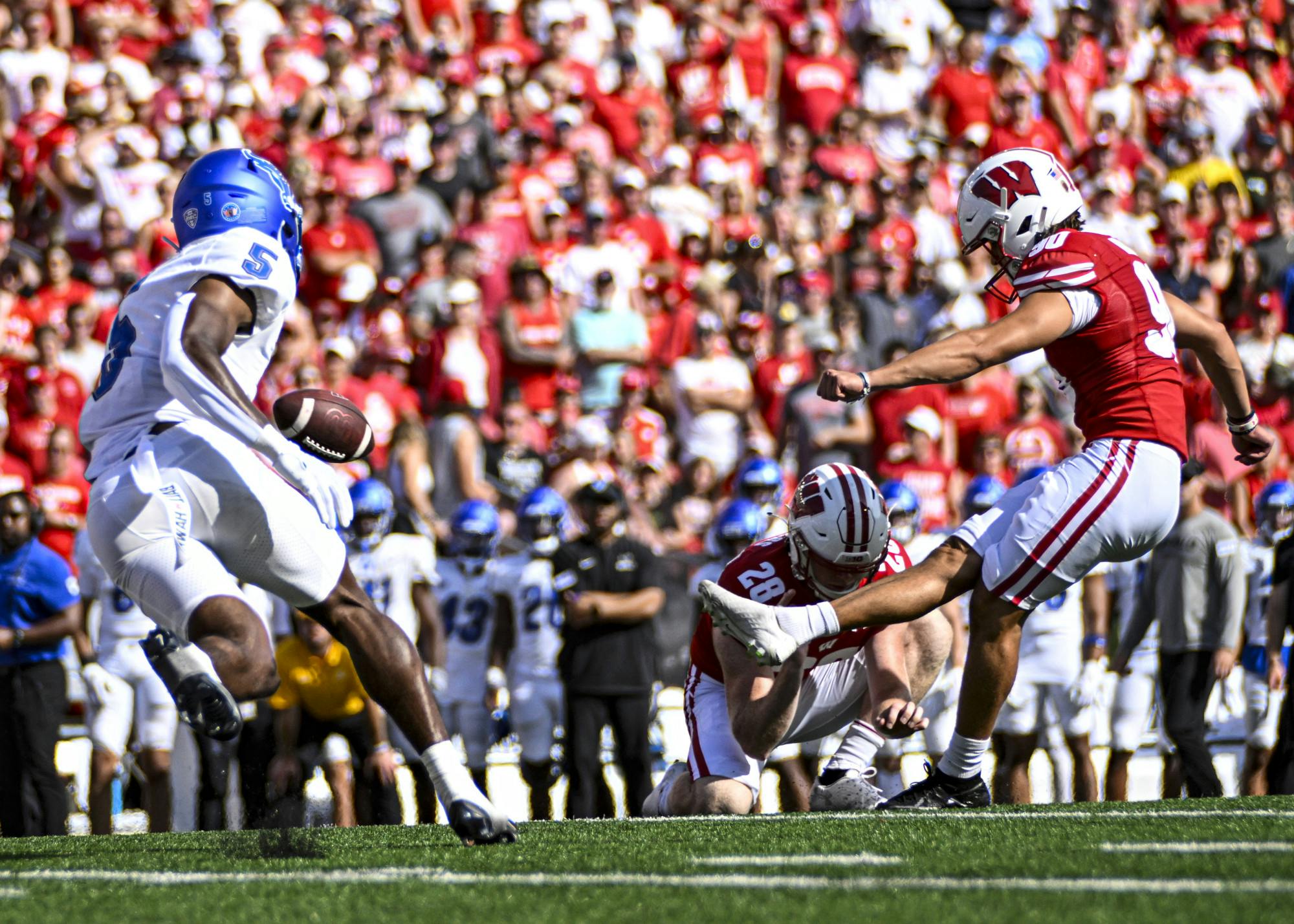 2023.09.02-Wisconsin-Football-vs-Buffalo-Bulls-5.jpg