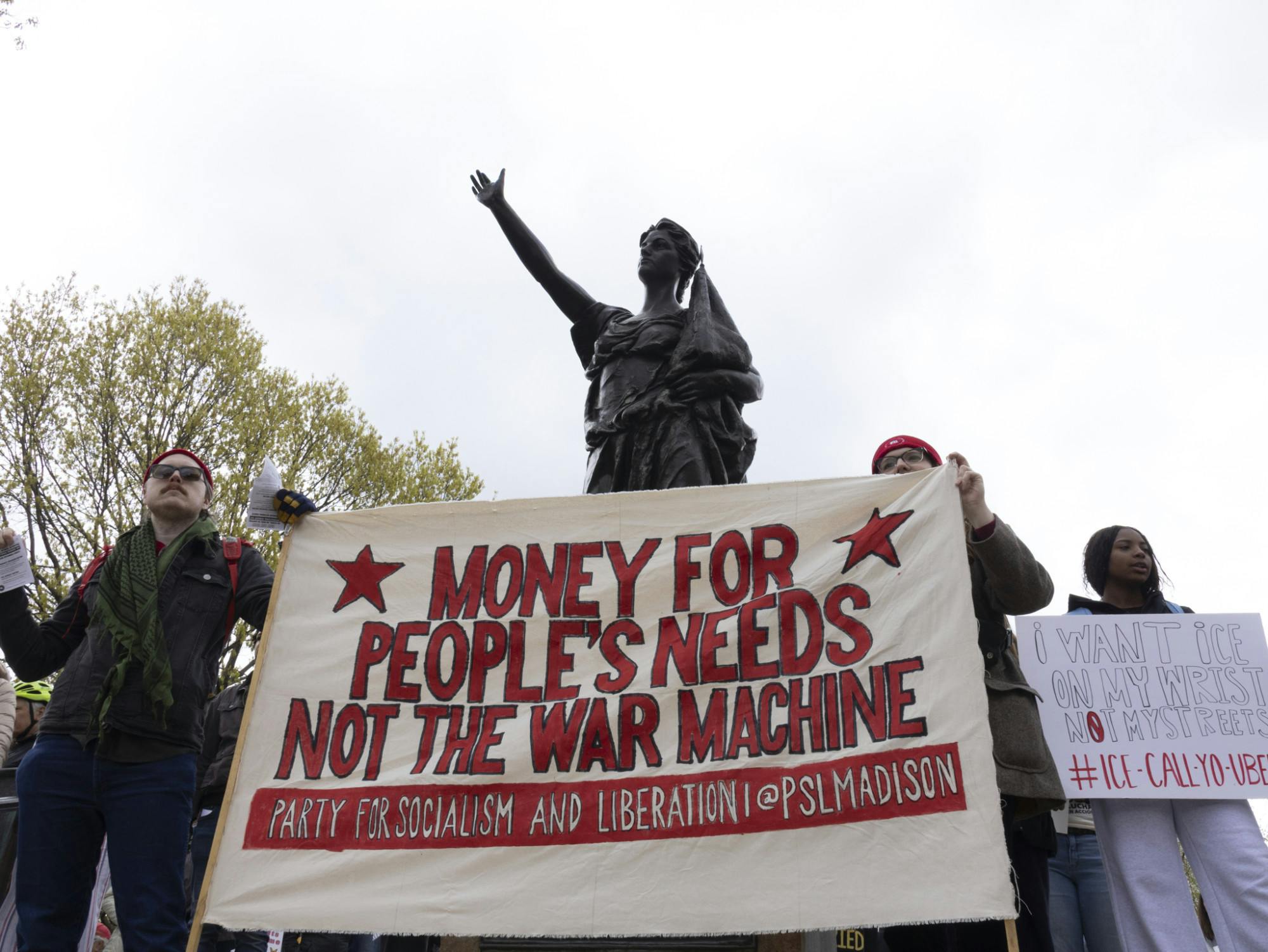 26-5-1_Park_MayDayProtest-10.jpg