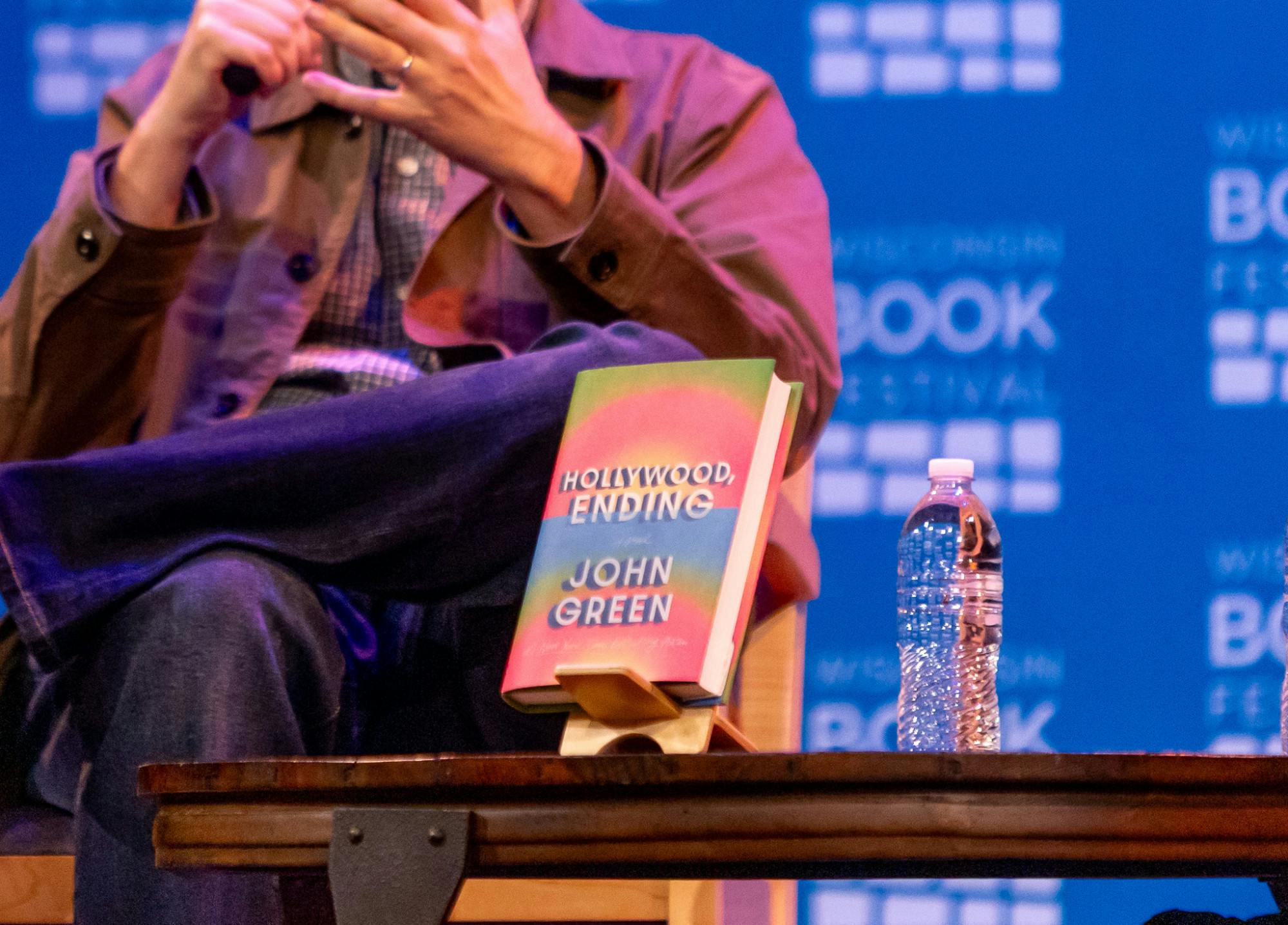 26_10_1-Mintz-John_Green-2.jpg