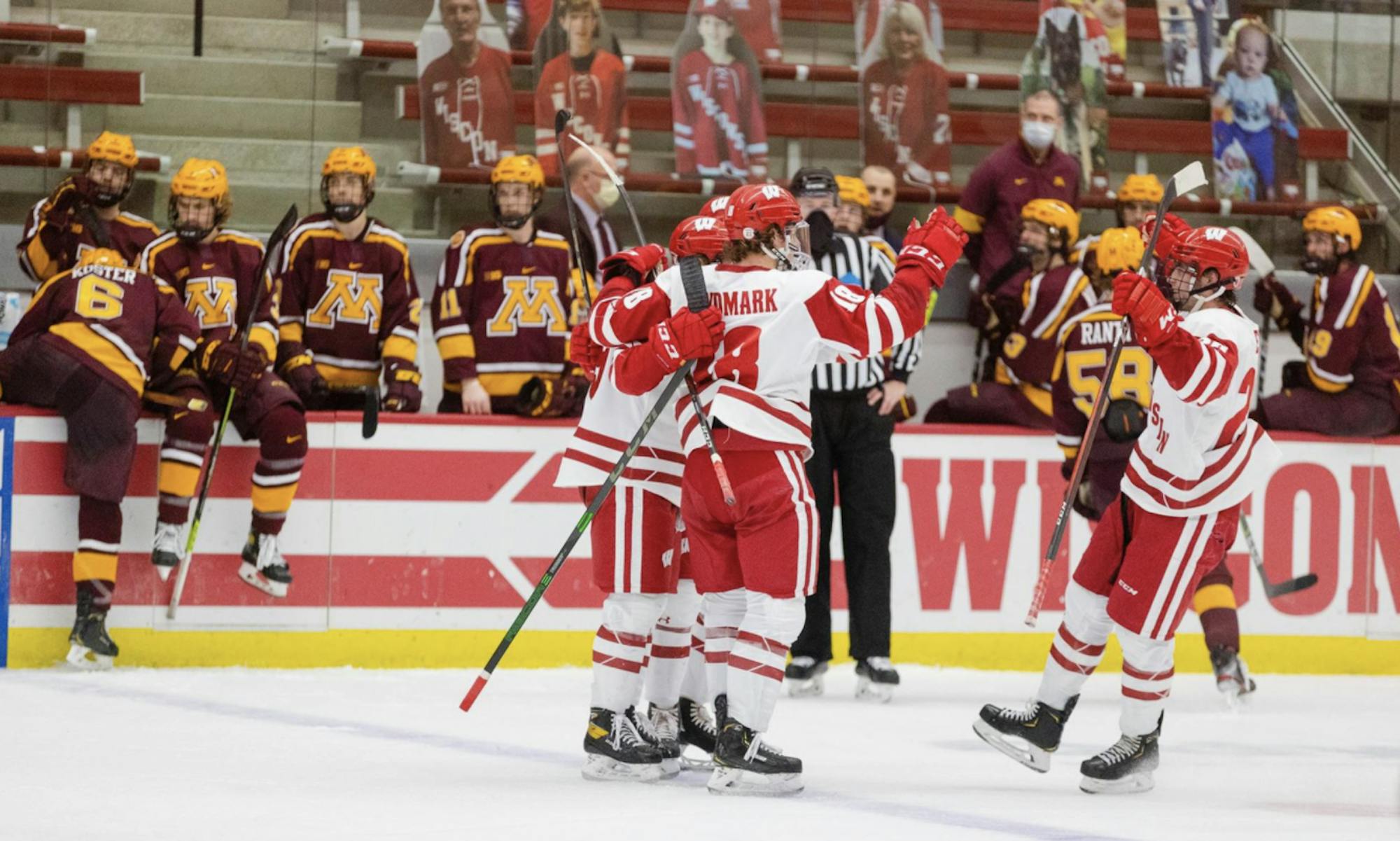 Sports_Hockeyvs.Minnesota.png