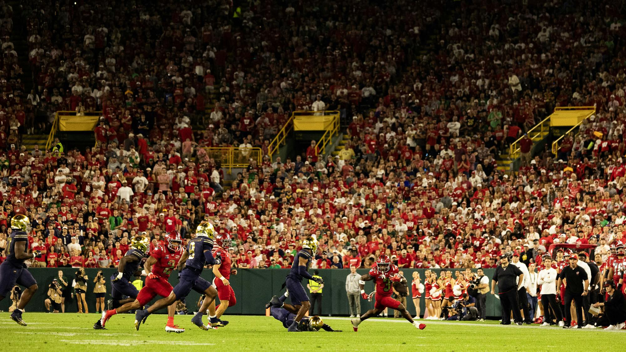 26_09_06-Kim-Notre_Dame_Wisc_Football-DC (19 of 27).jpg
