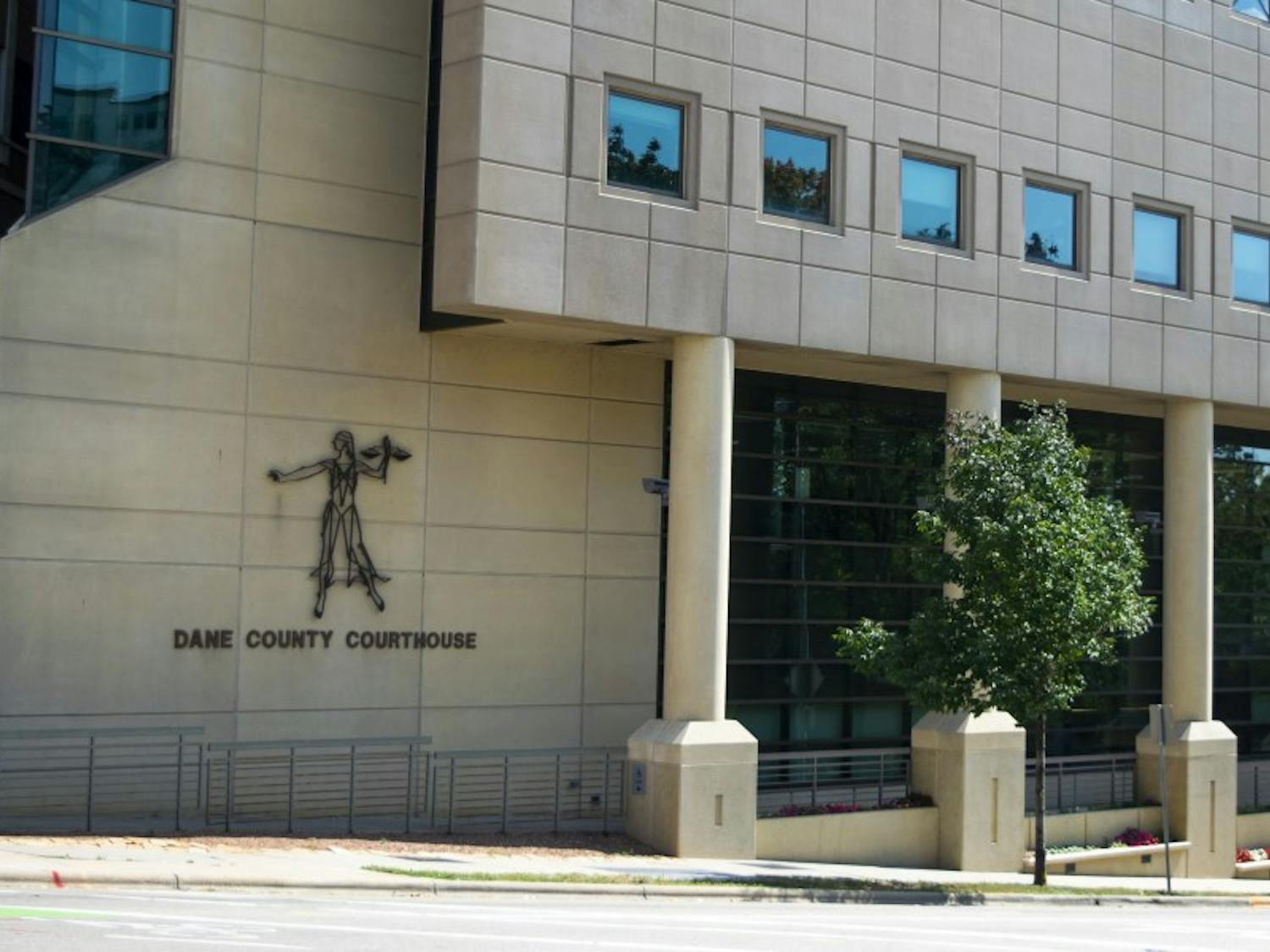 news_danecountycourthouse.jpg