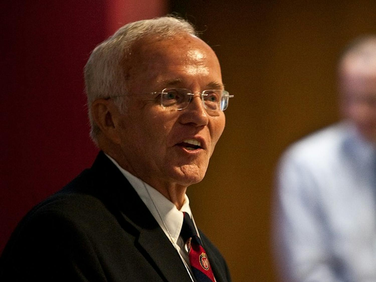 UW honors former journalism professor