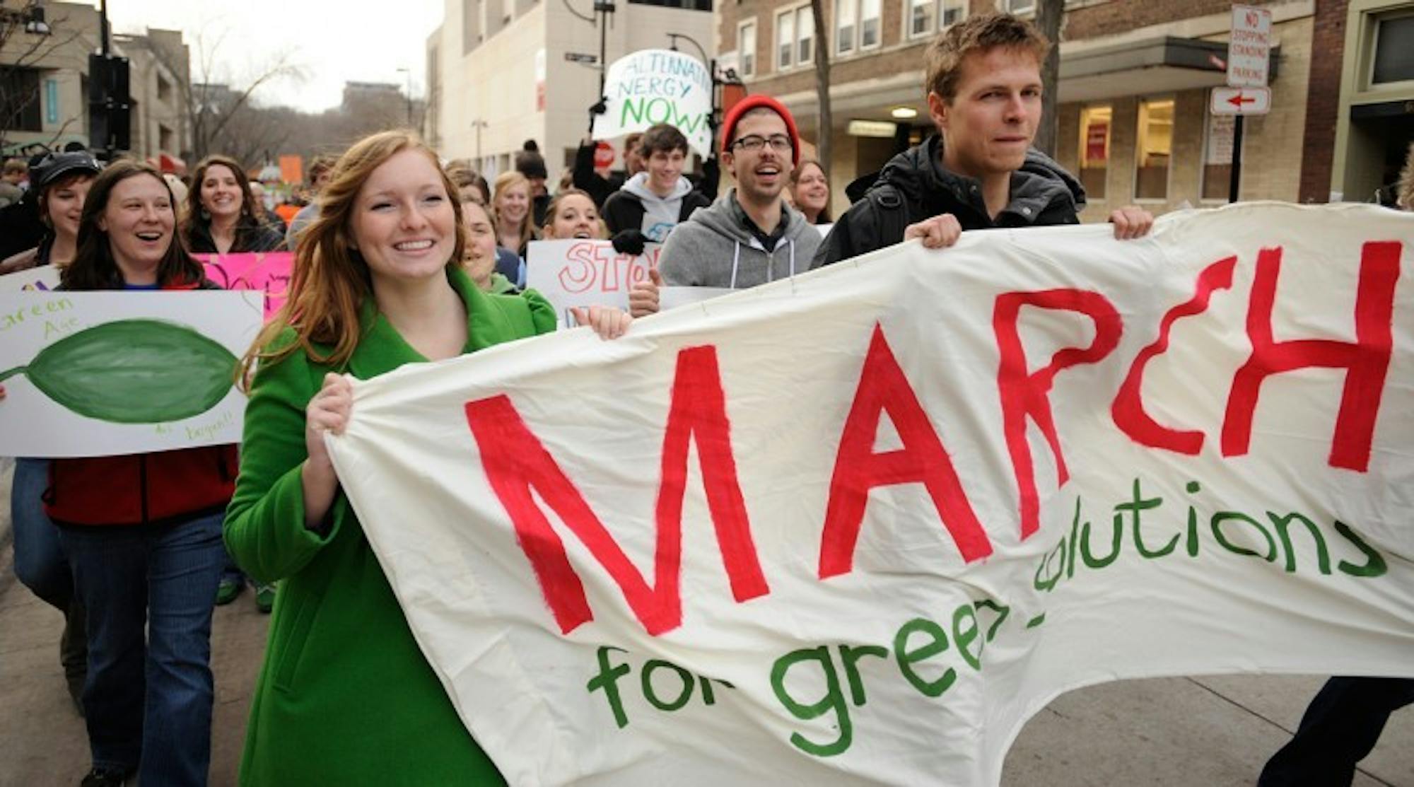 WISPIRG marches on Capitol to promote green solutions to environmental issues