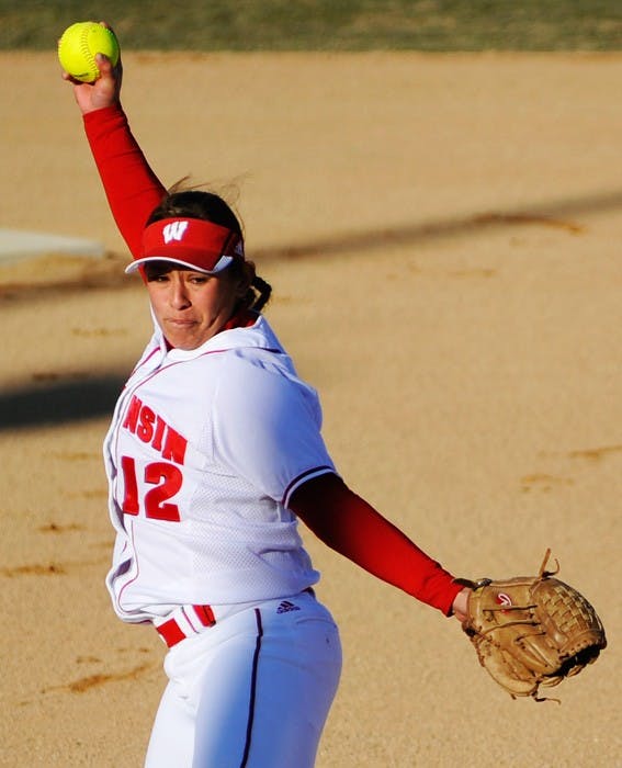 Offensive issues lead to sluggish start for UW