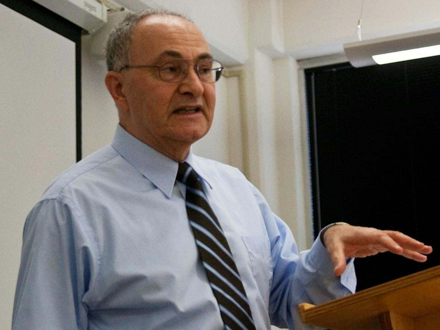Miami University professor speaks about Arab democracy