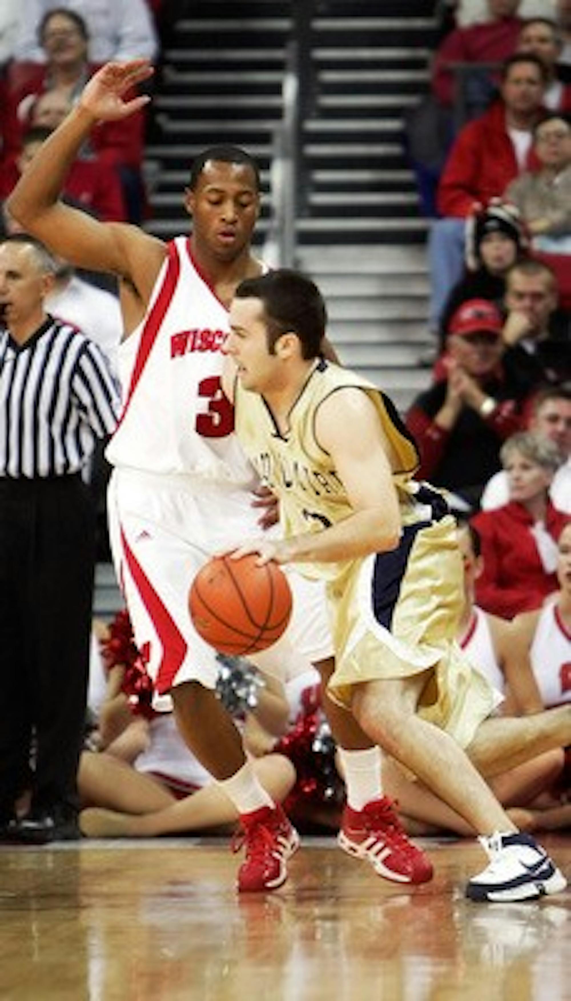 Hughes, Krabbenhoft look strong in exhibition