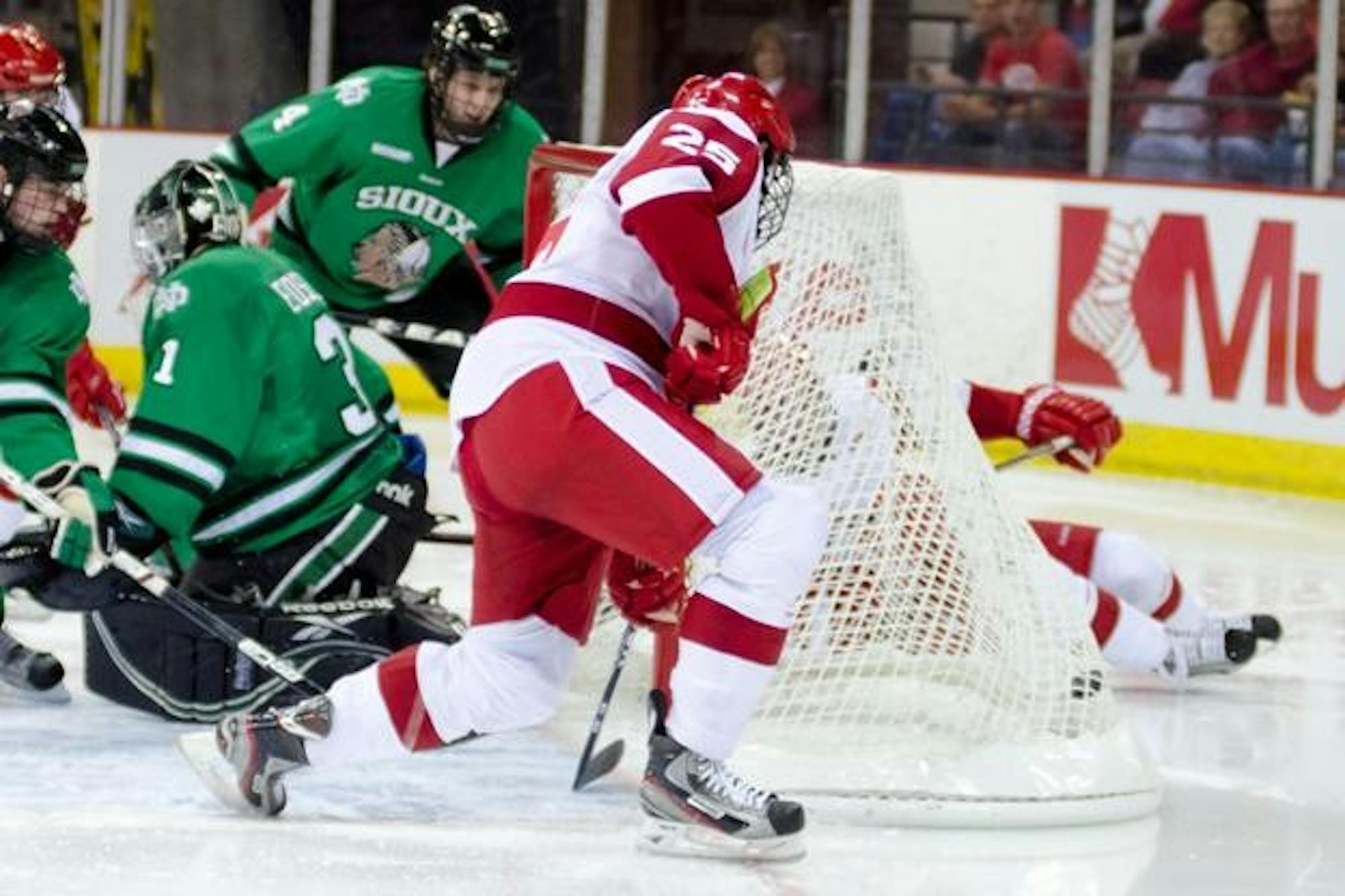 Badgers earn impressive sweep of North Dakota