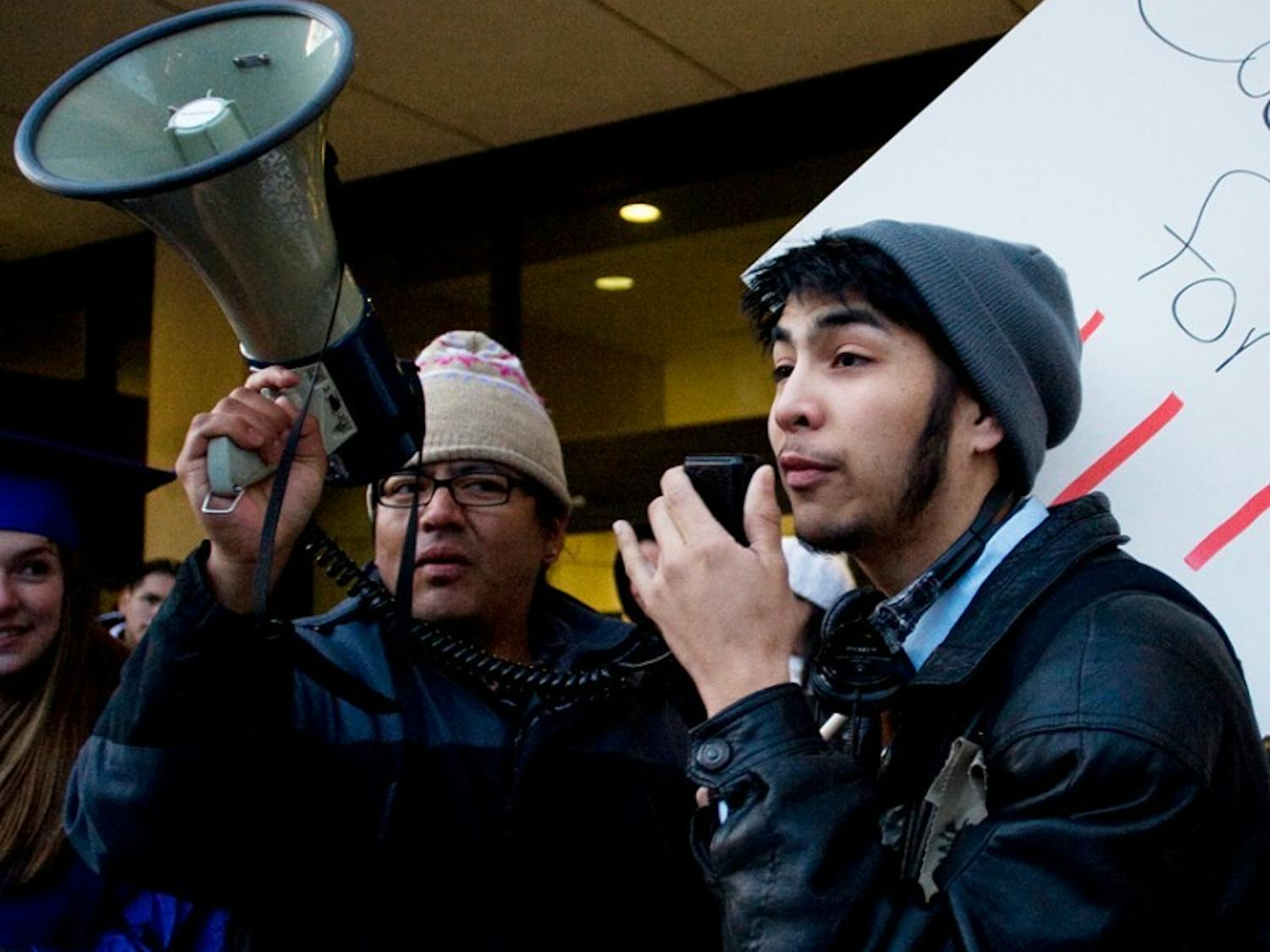 UW students rally for immigration reform