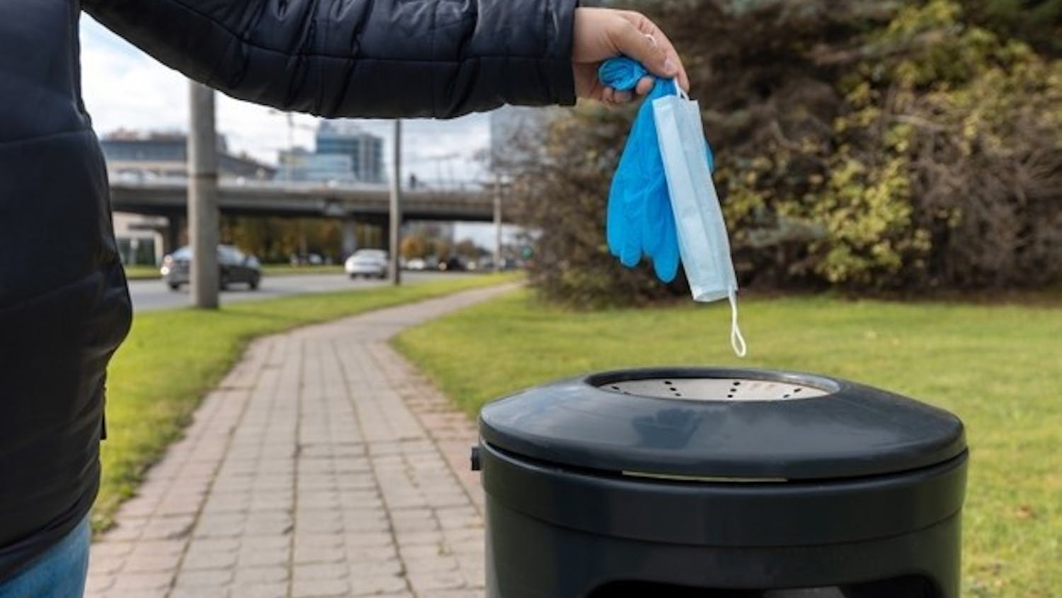 used-face-mask-latex-gloves-are-thrown-into-trash-can-global-outbreak-coronavirus-global-pandemic_340015-323.jpg