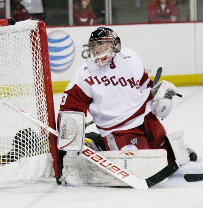 With stage set, Wisconsin falls flat