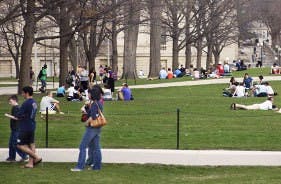 Nearly 4,000 UW System students waiting for aid