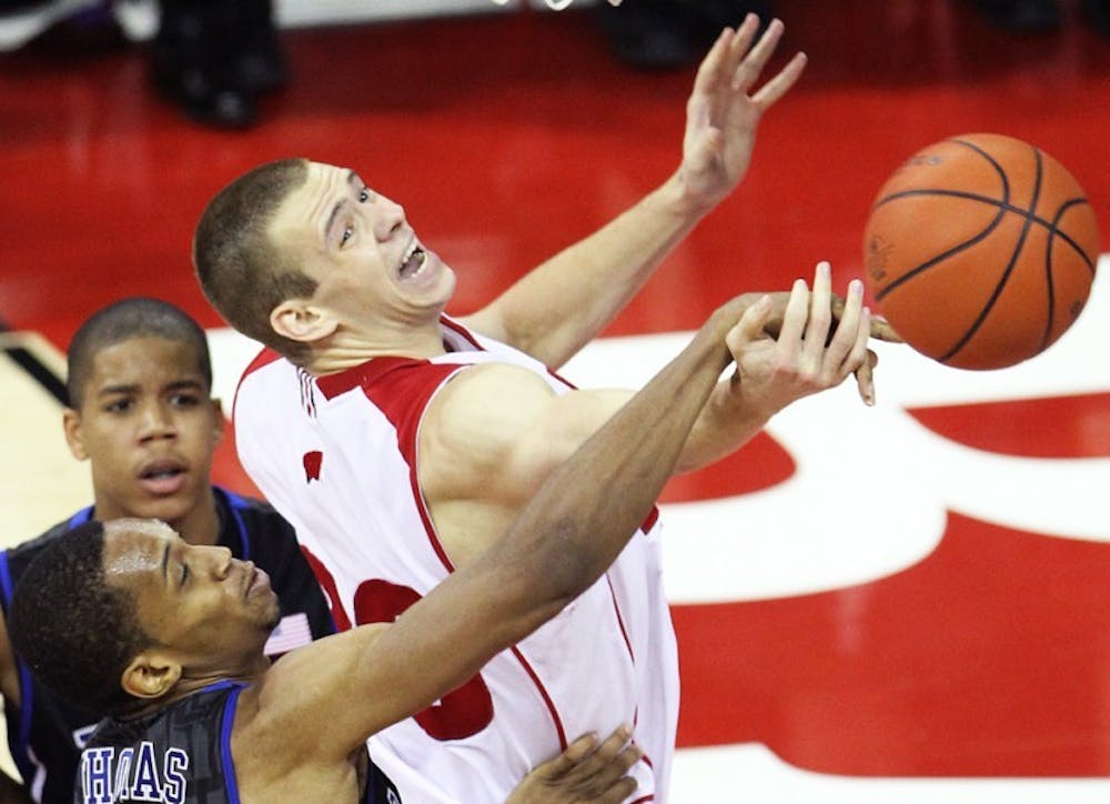 Badgers use uncharacteristic quick pace in win