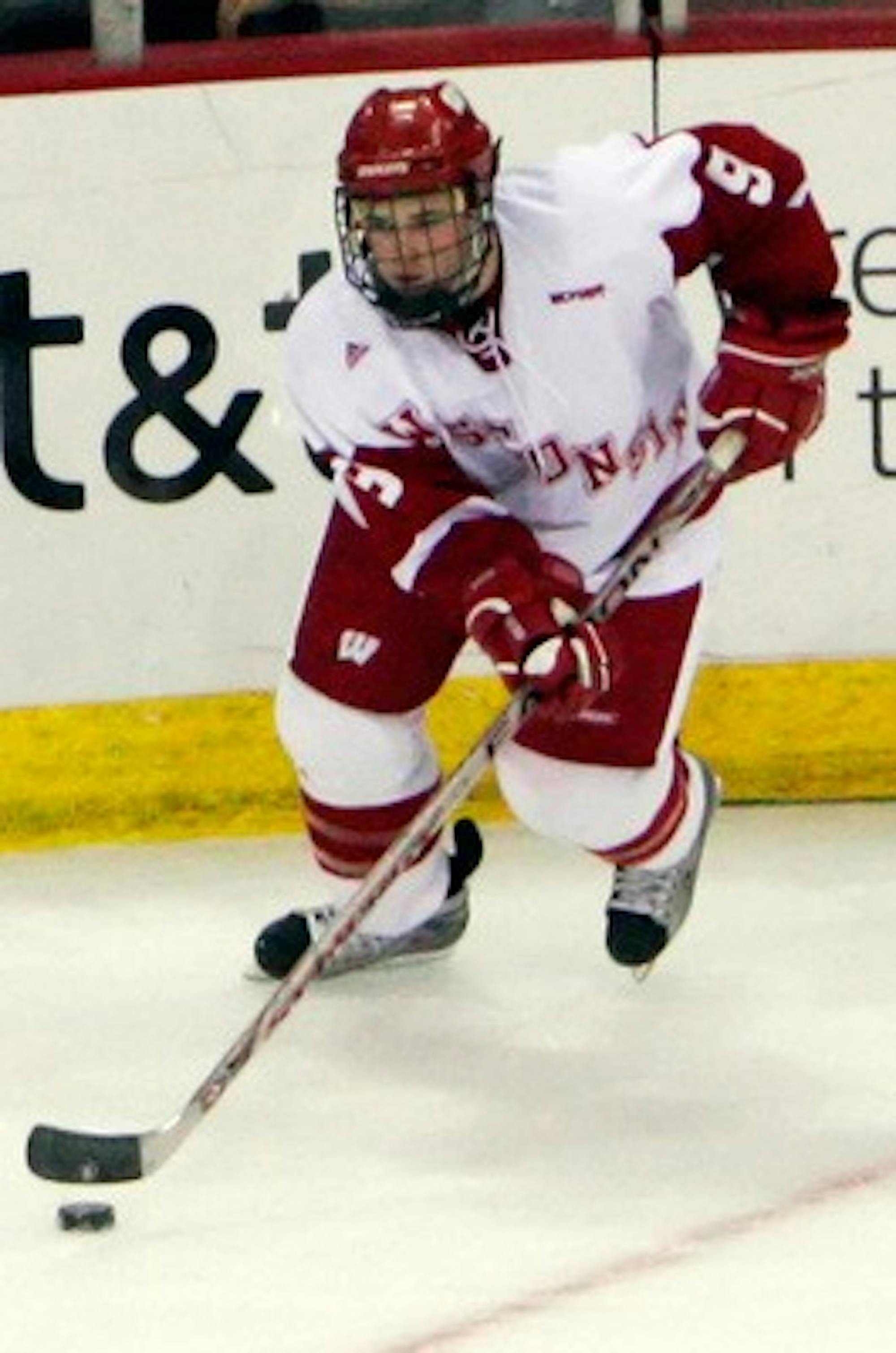 Wisconsin men's hockey drops two games to Denver