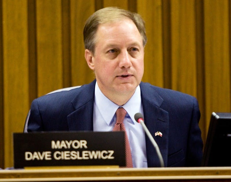 City council OKs individual assault rifles for police