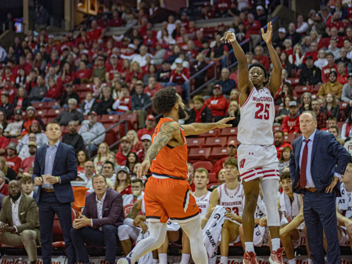 25-11-3 Dye_Mens_Basketball_B-14.jpg