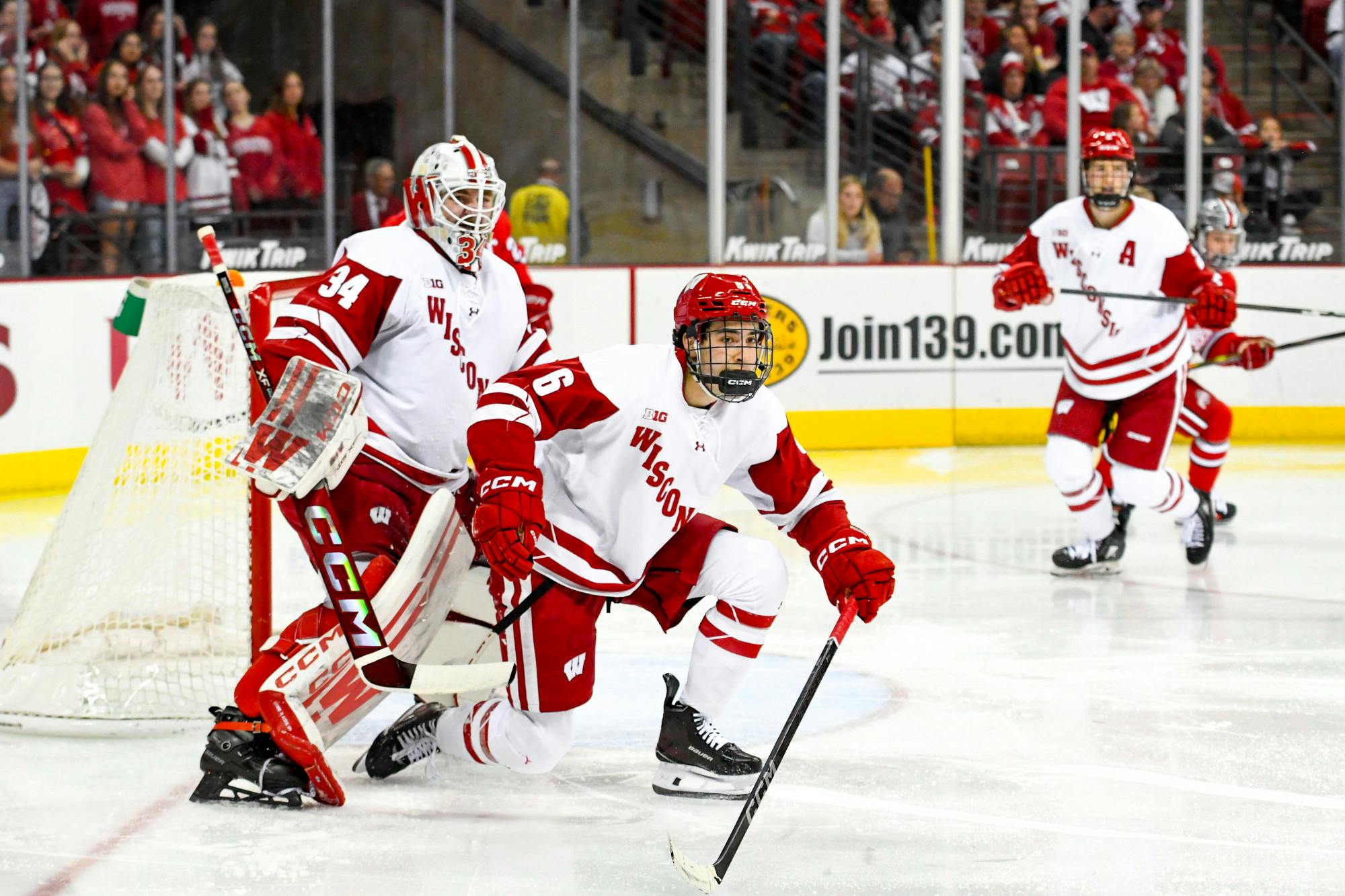 Wisconsin Men's Hockey vs Ohio State09.jpg