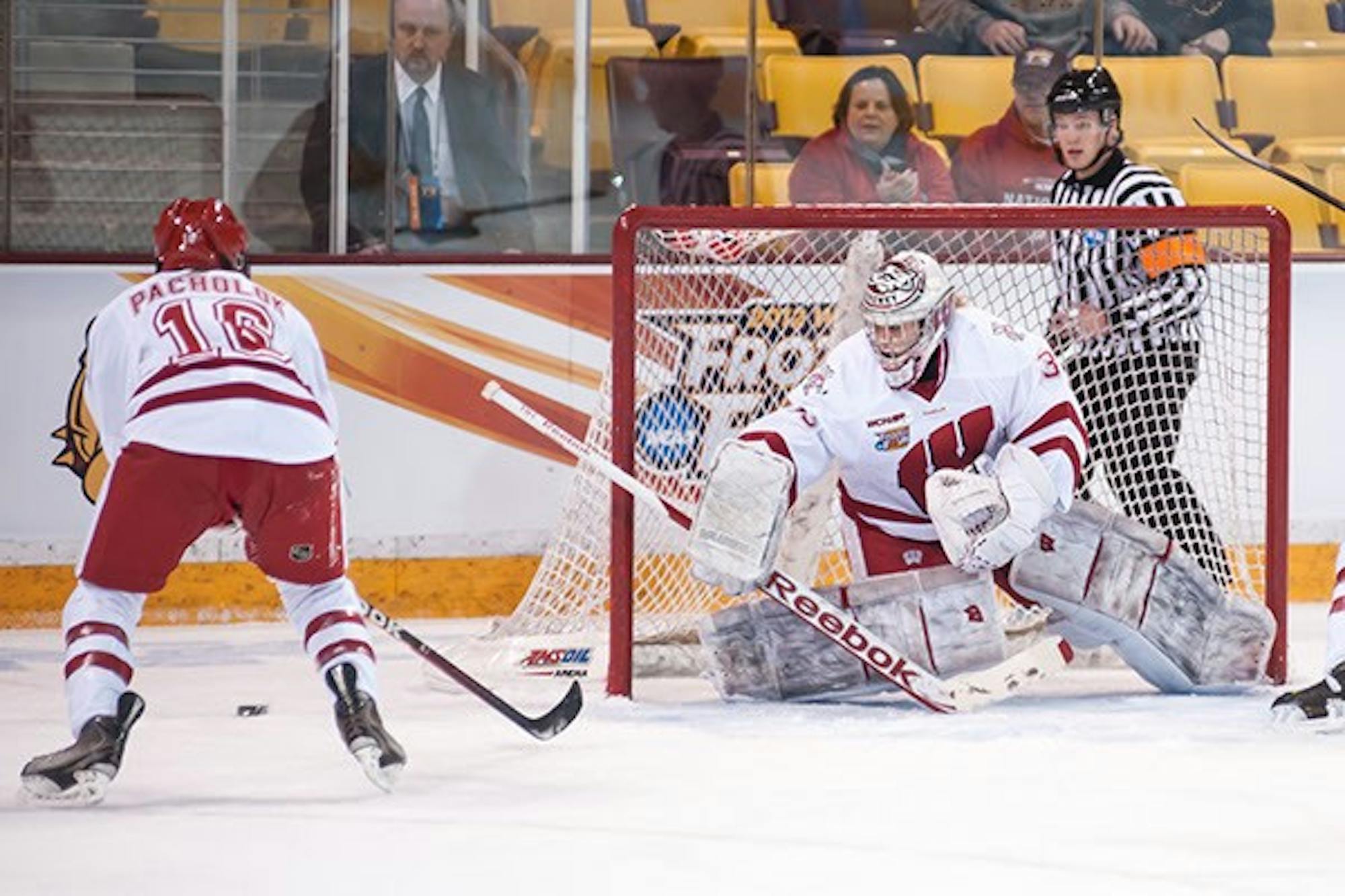 FrozenFour_whockeyvsBC_18.jpg