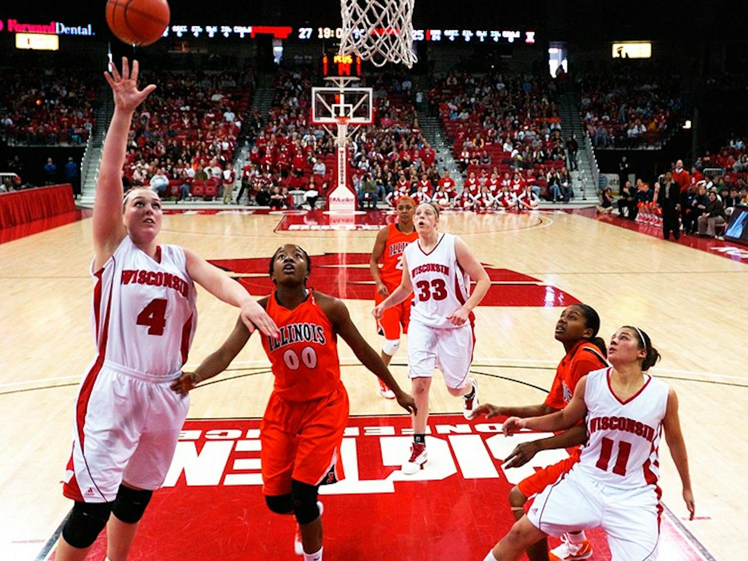 Wisconsin looks to continue to climb Big Ten ladder