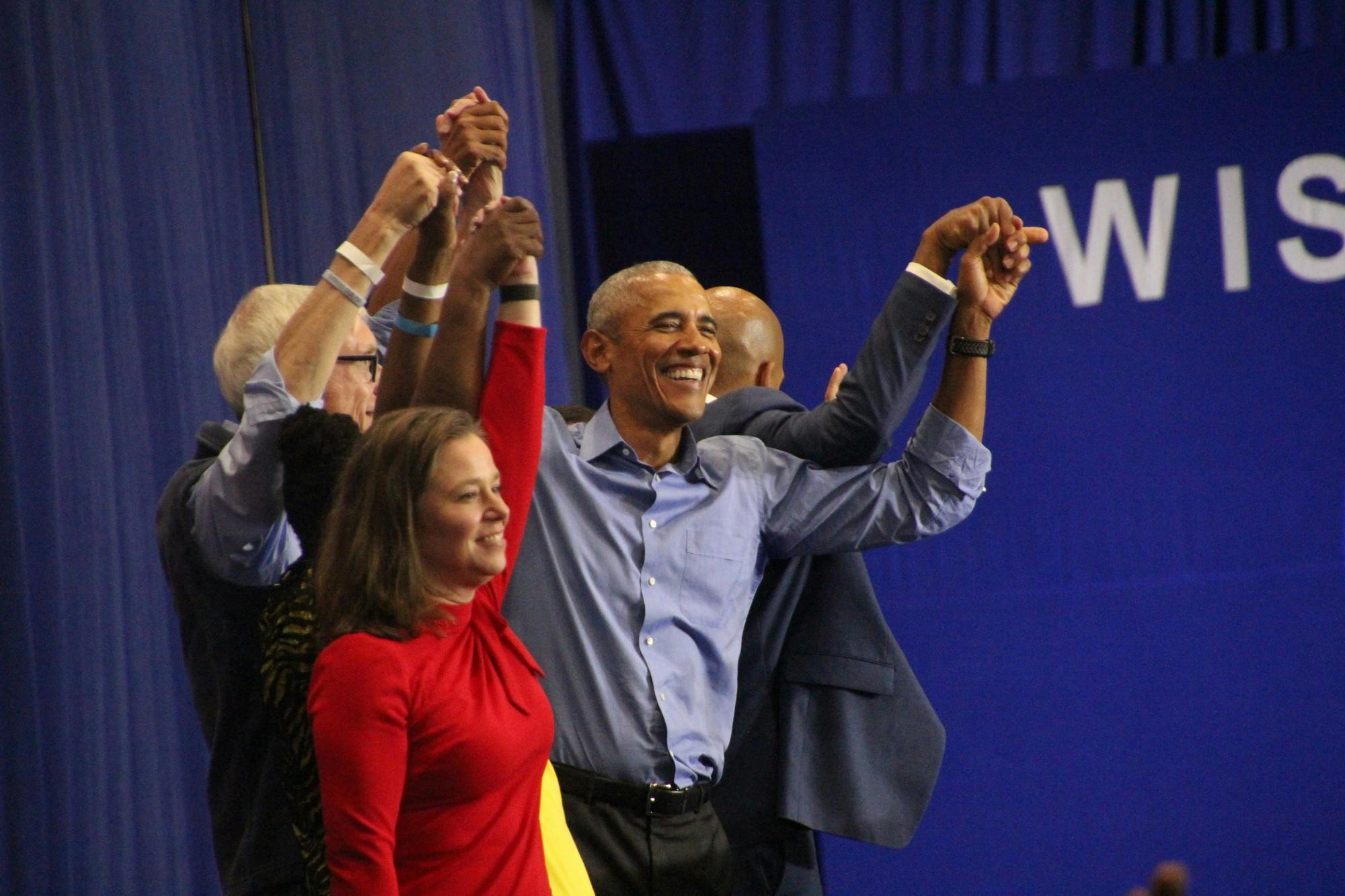 PHOTOS: Former President Barack Obama visits Milwaukee before 2022 midterm elections.
