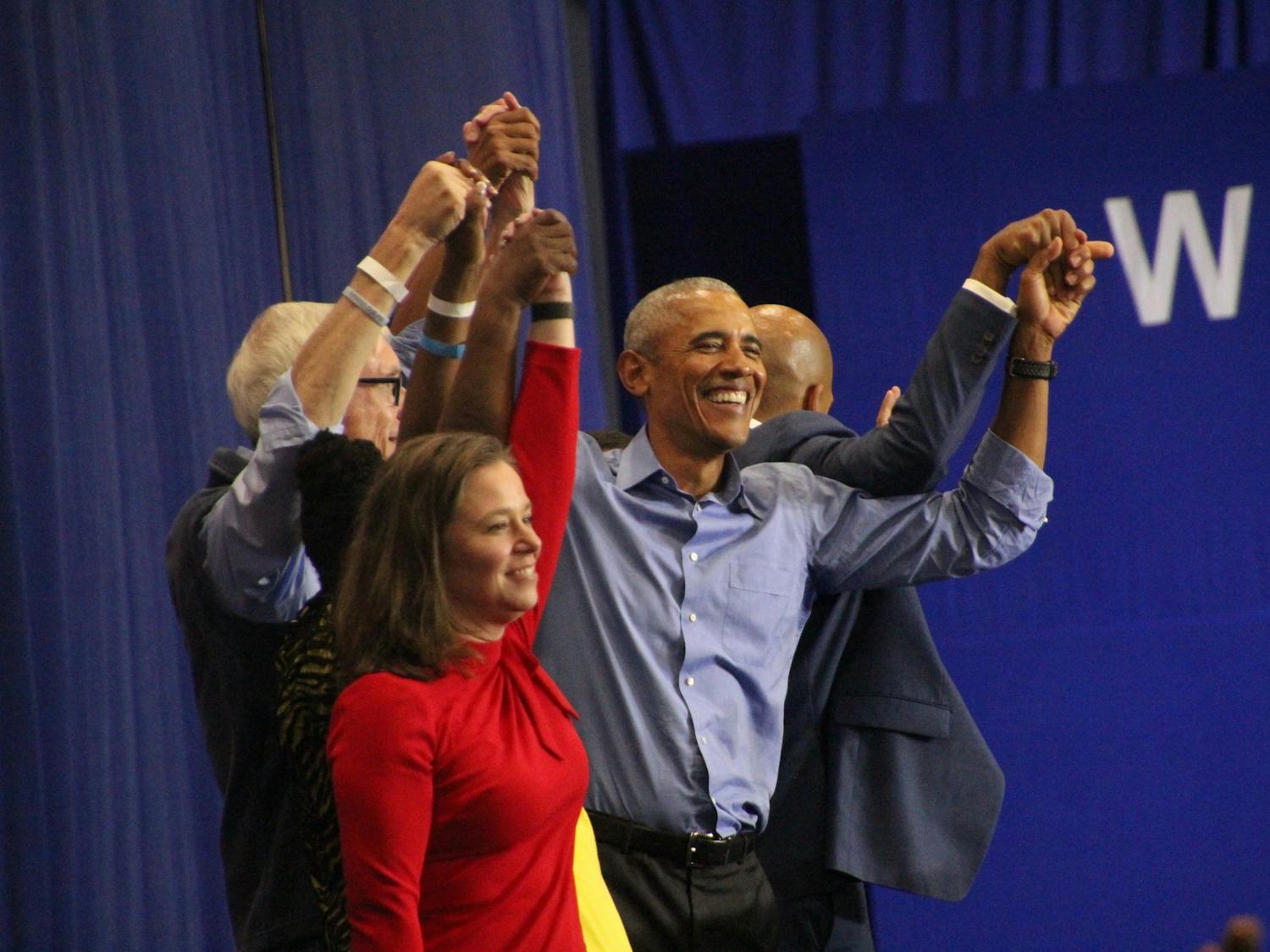 PHOTOS: Former President Barack Obama visits Milwaukee before 2022 midterm elections.