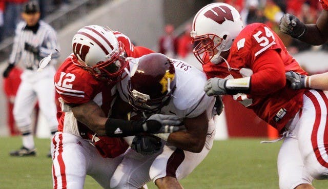 Valai's enthusiasm, big hits can fill leadership gap