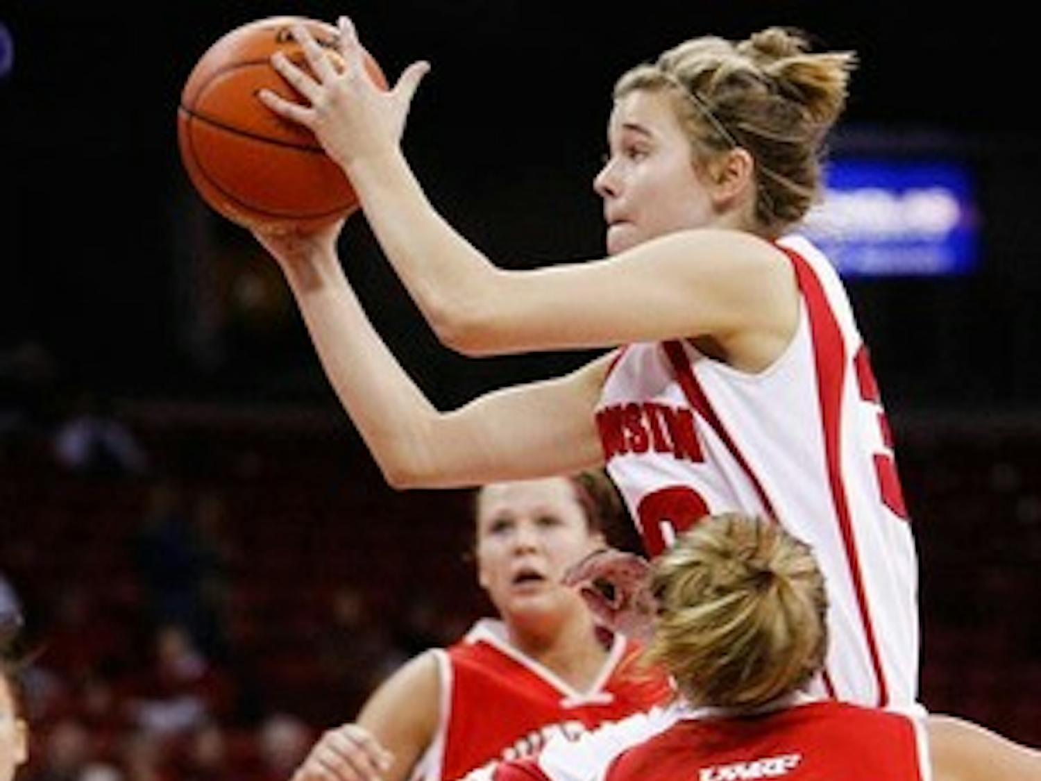 Badgers to host in-state rivals