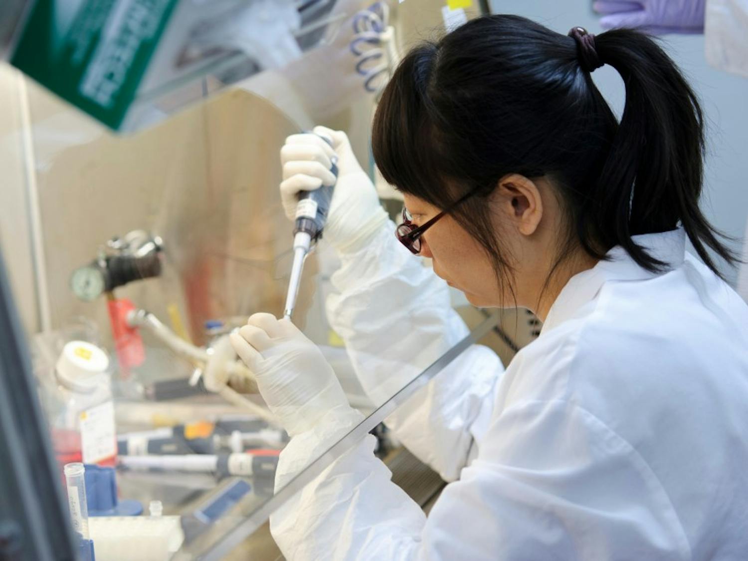 Zhang_stem_cell_lab13_2466