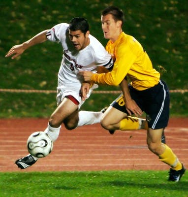 All knotted up: Badgers tie MU