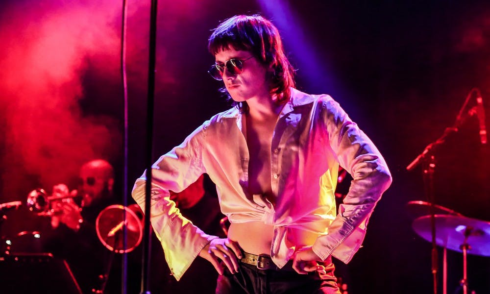 Foxygen highlighted their glam-rock sound and aesthetic during their performance Saturday.