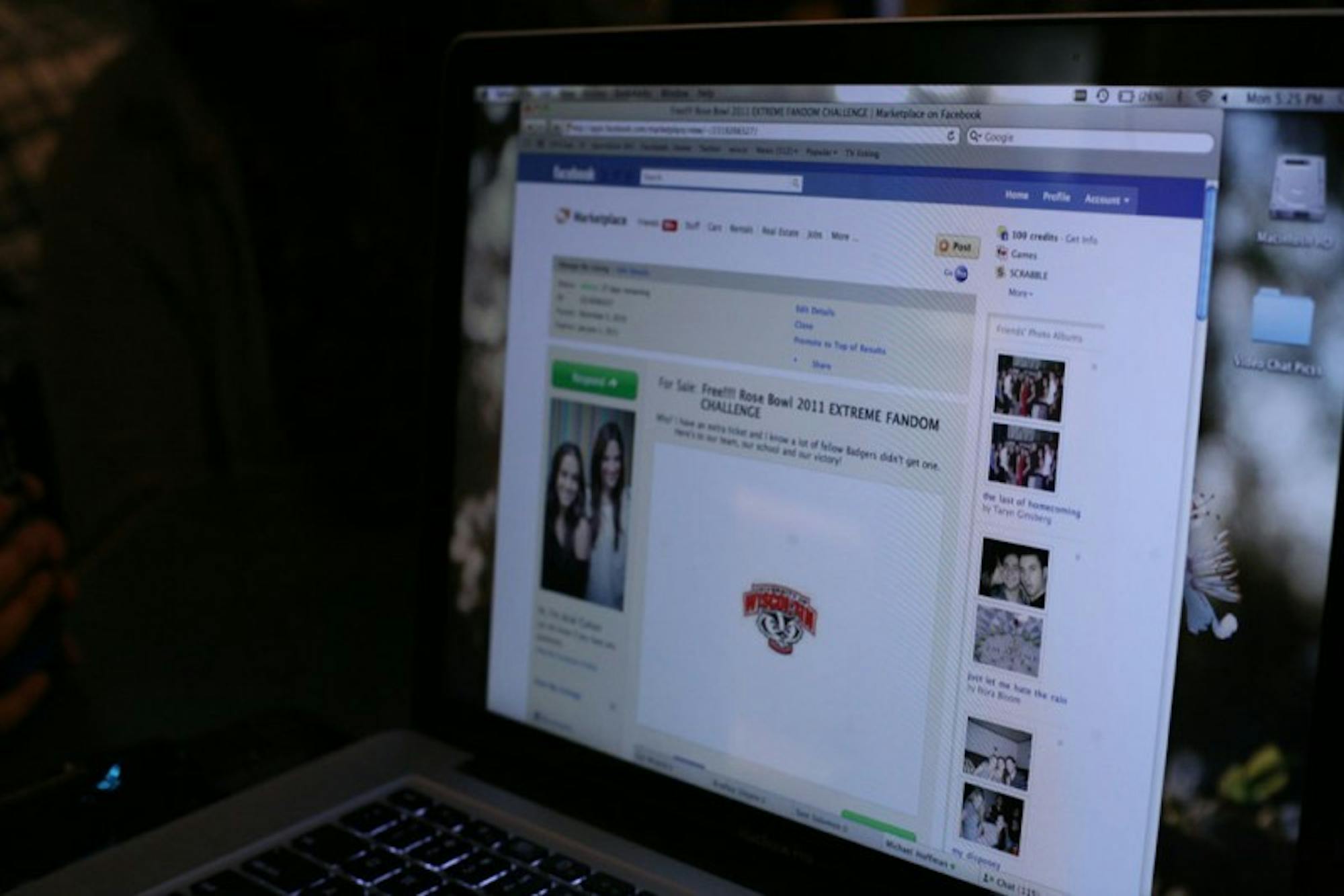 Students launch contest for Rose Bowl ticket