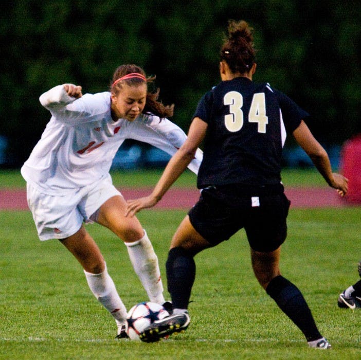 Wisconsin comes from behind twice over weekend to capture two draws