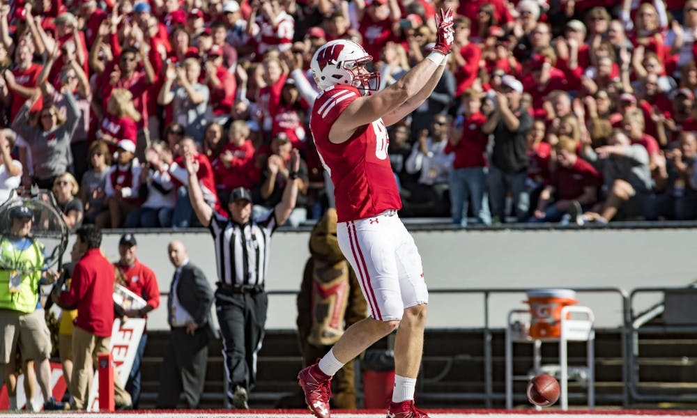 Zander Neuville is just one of three UW tight ends that is hoping to replace the production of Troy Fumagalli, who is expected to be a mid-to-late round pick in the NFL Draft.