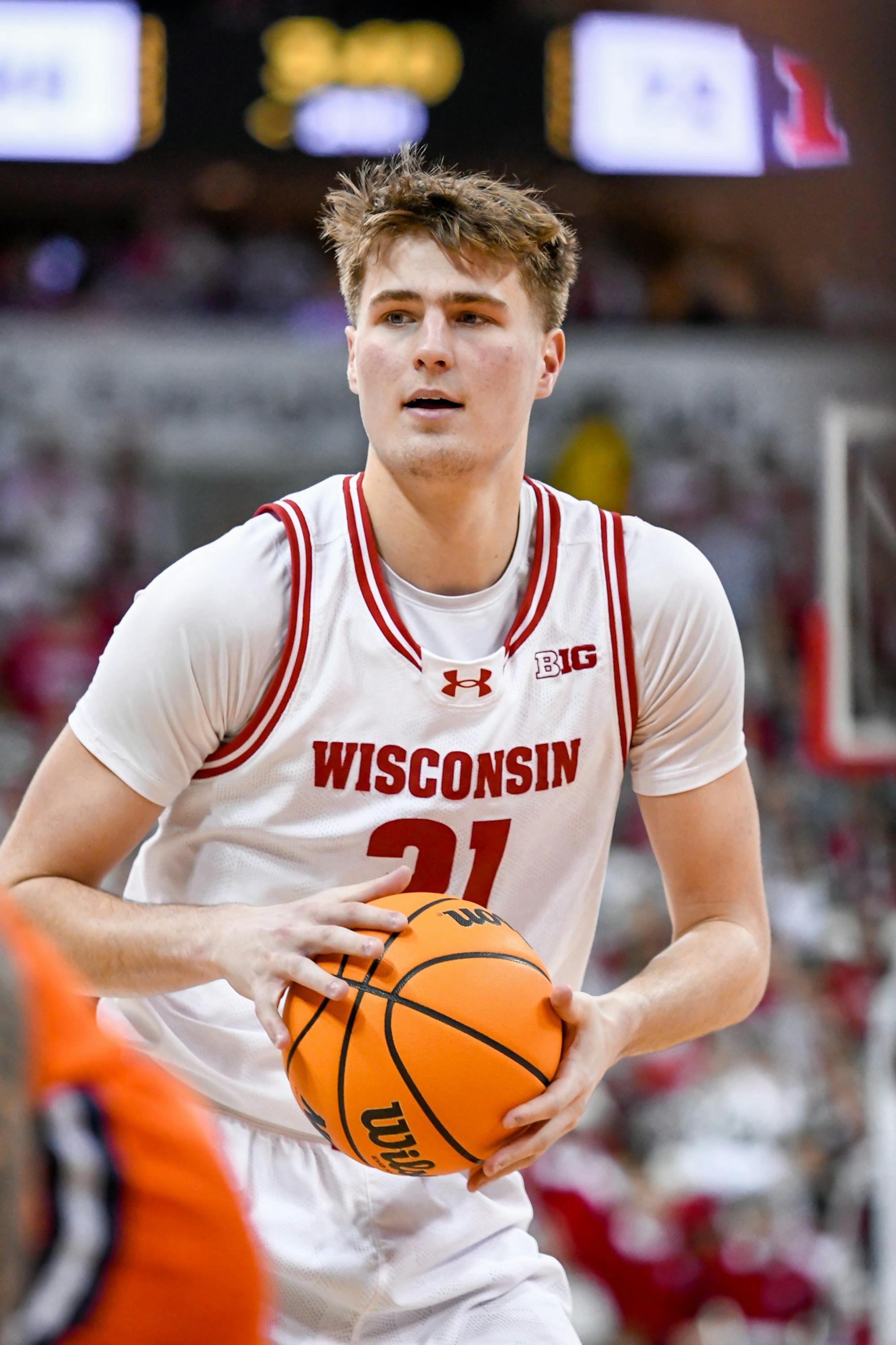 Wisconsin Mens Basketball vs Illinois363.JPG