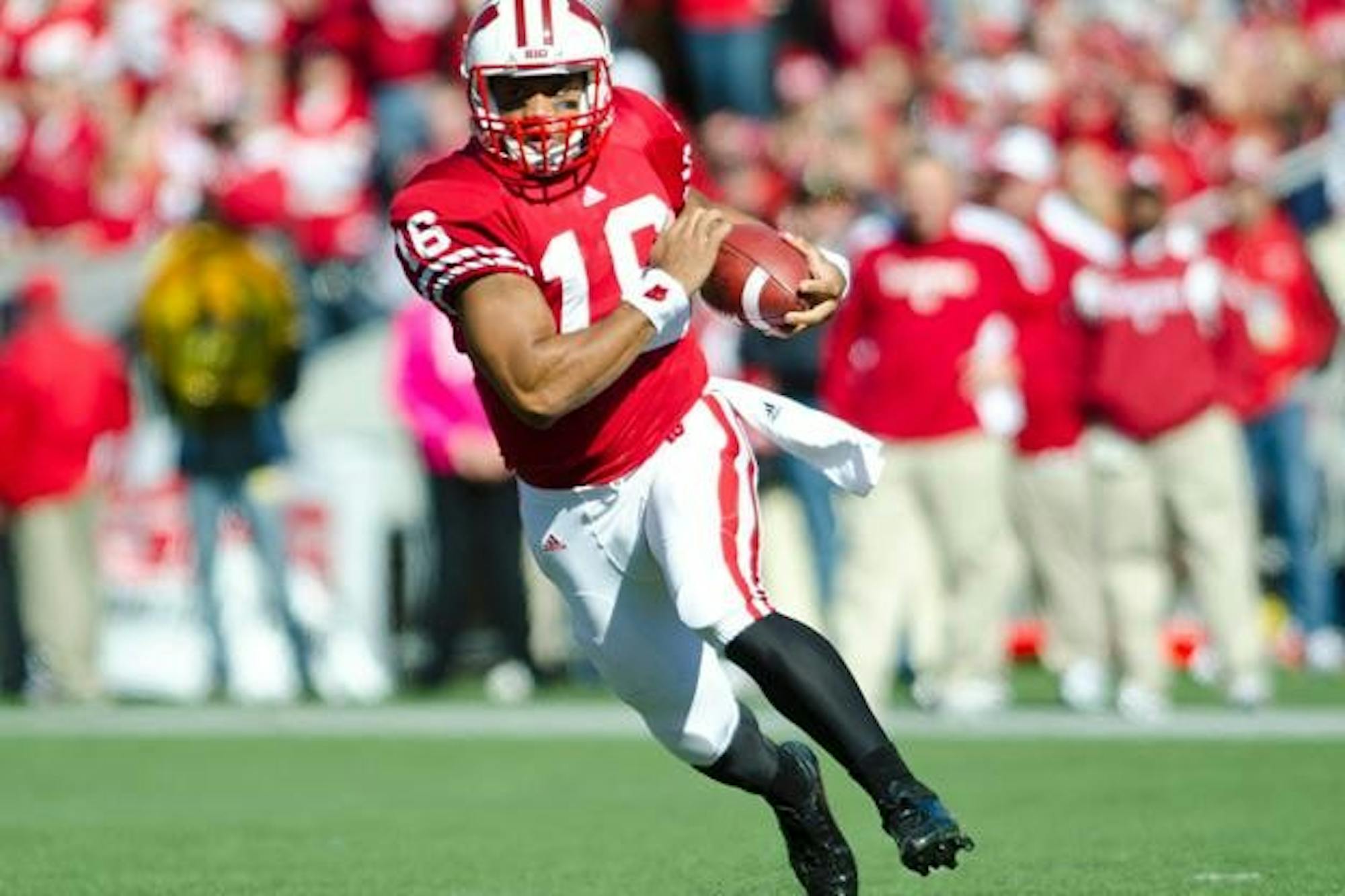 Badgers face big test in East Lansing