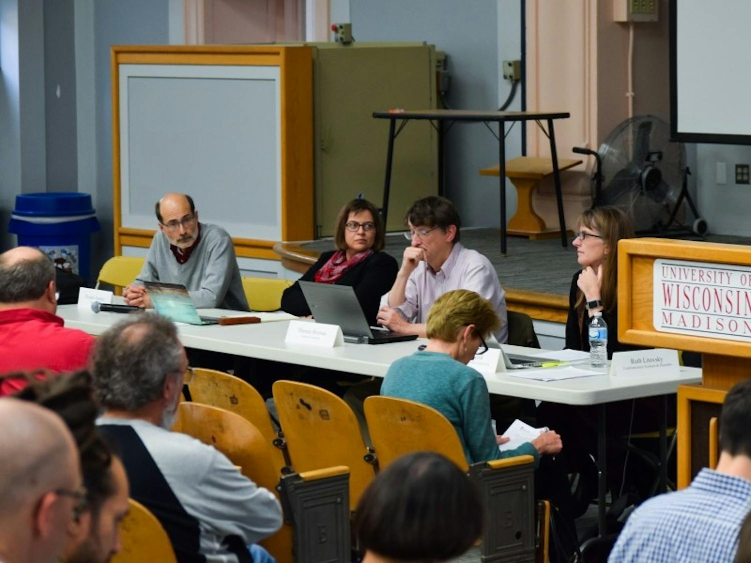 UW-Madison's Faculty Senate will discuss a resolution supporting undocumented students during its Monday meeting. 