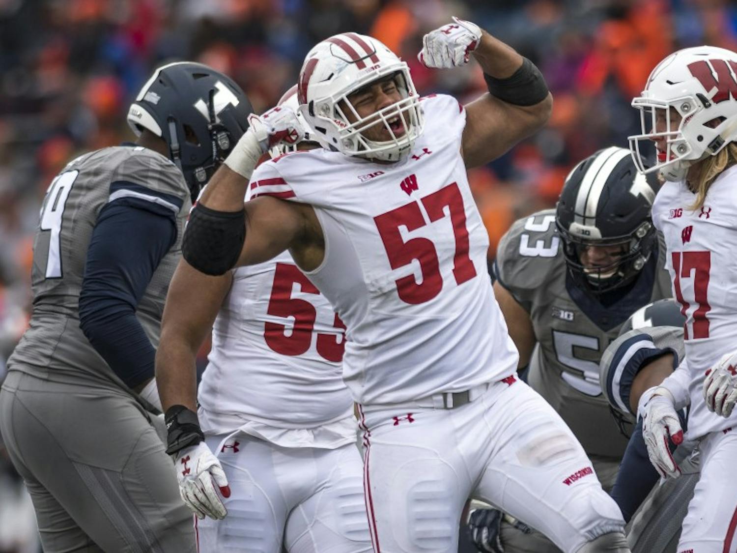 Gallery: Wisconsin remains undefeated with 24-10 win over Illinois