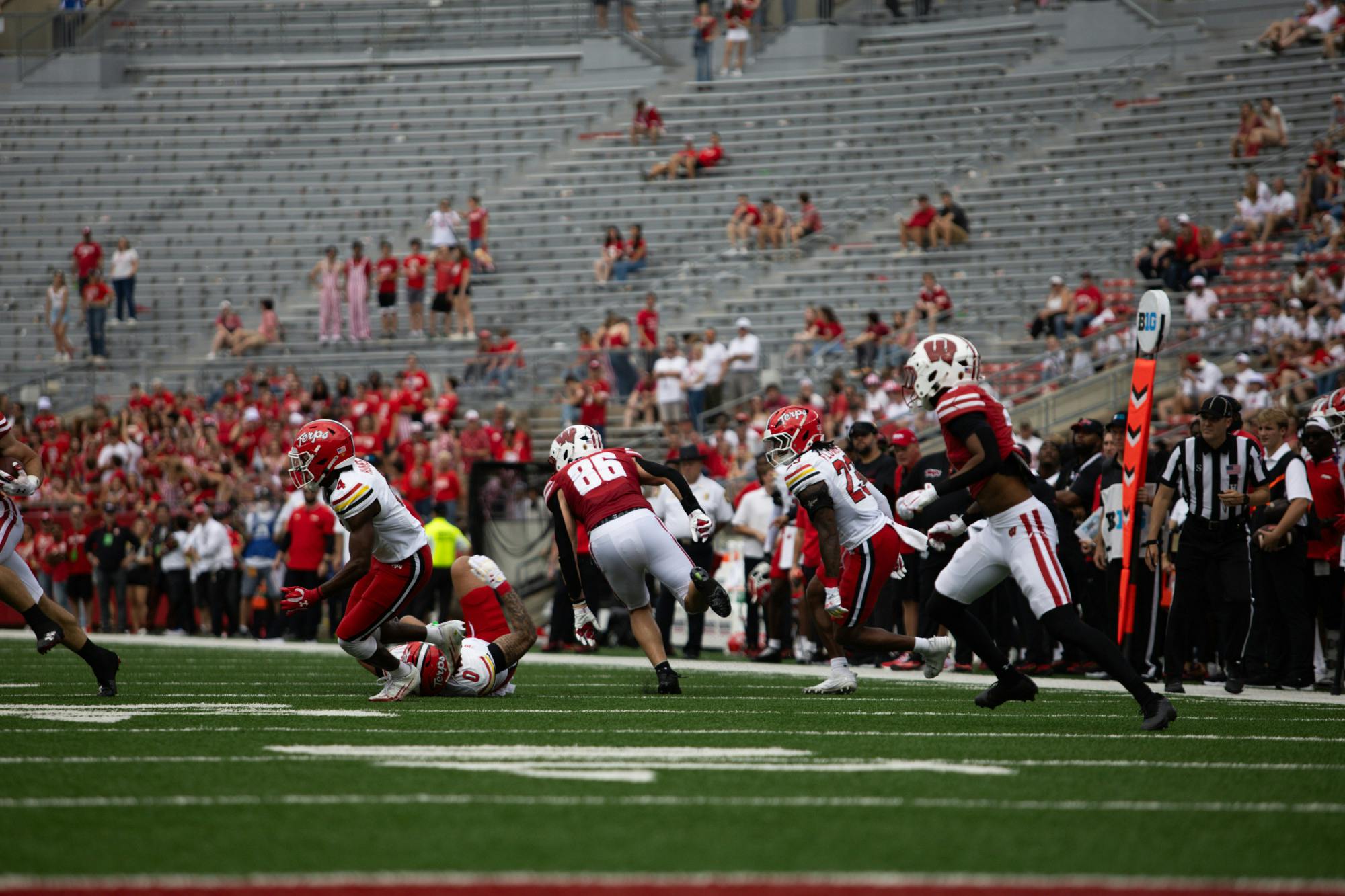 25-9-18_Tuffnell_Madison_Wisconsin_v_Maryland_Football-821.jpg