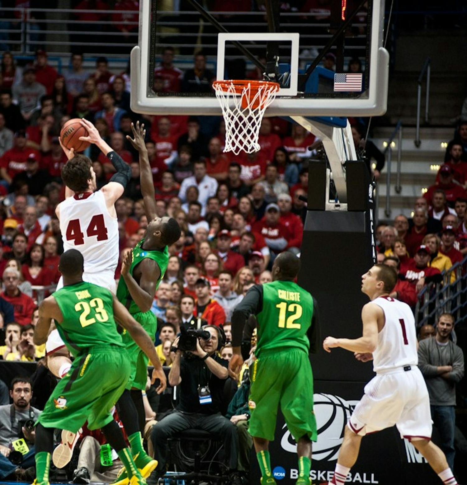 Men's Basketball: Oregon vs Wisconsin