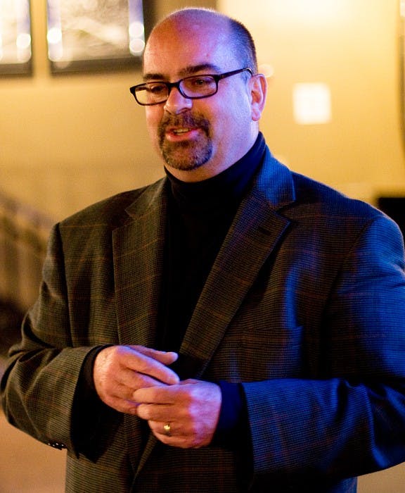 Bowling bar, restaurant moves forward