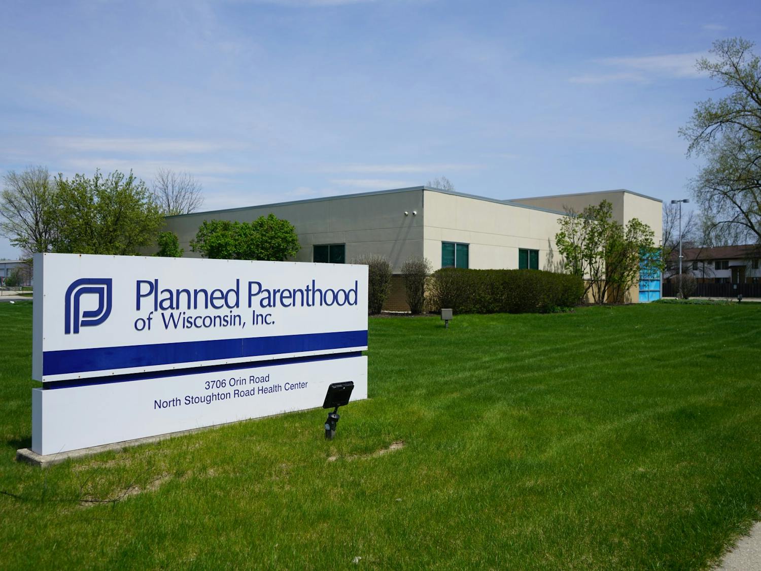 Tyler Katzenberger Planned Parenthood building Madison East.JPG