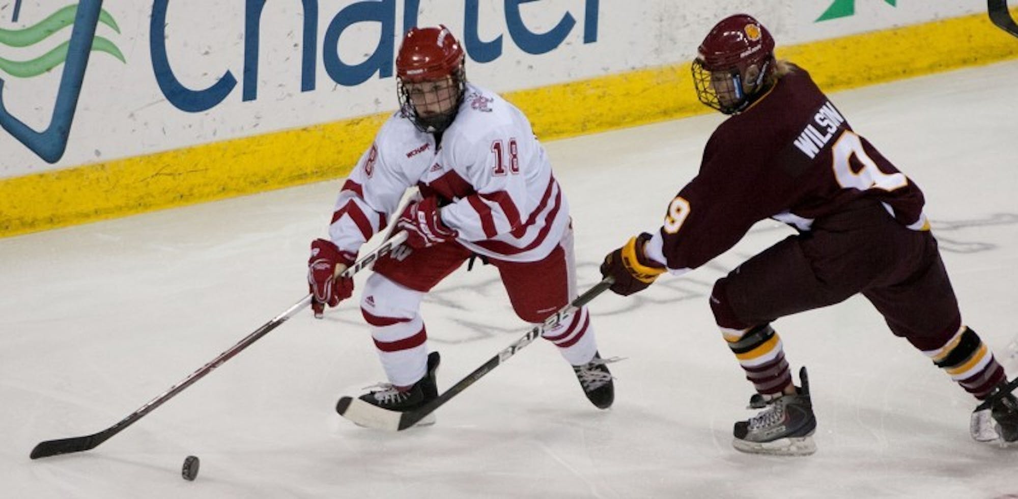 Badgers split weekend series with rival UMD