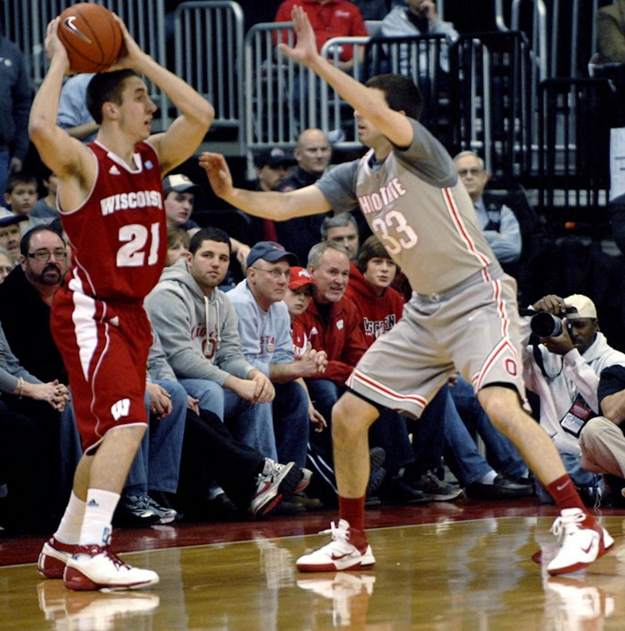 Buckeyes fire back at Badgers