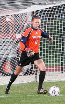 Nebraska transfer Klages, a keeper for women's soccer