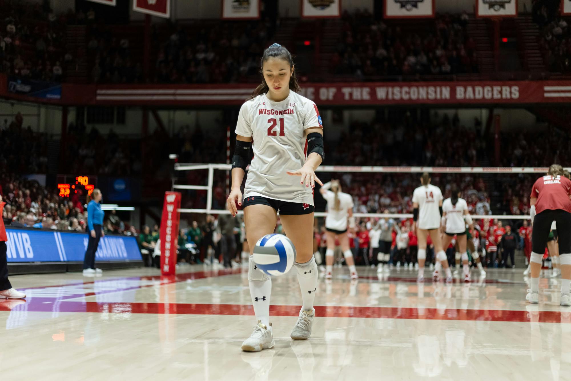 Wisconsin Volleyball Advances To Sweet 16 In NCAA Tournament - The ...